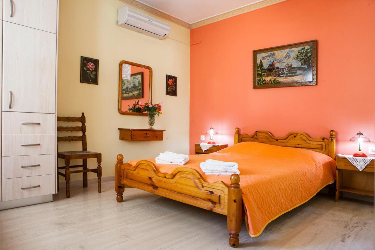 Tzivras Villa & Apartments Lassi  Bilik gambar