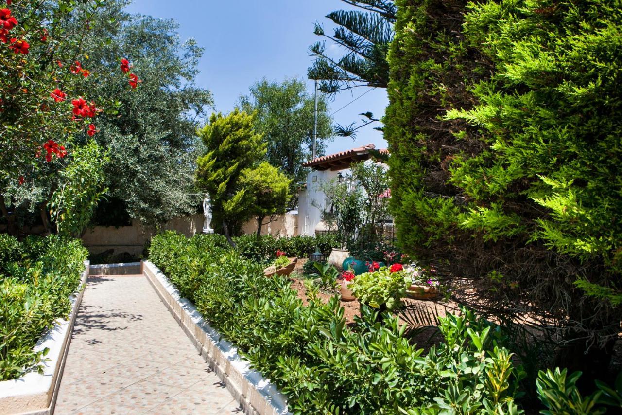 Tzivras Villa & Apartments Lassi  Luaran gambar