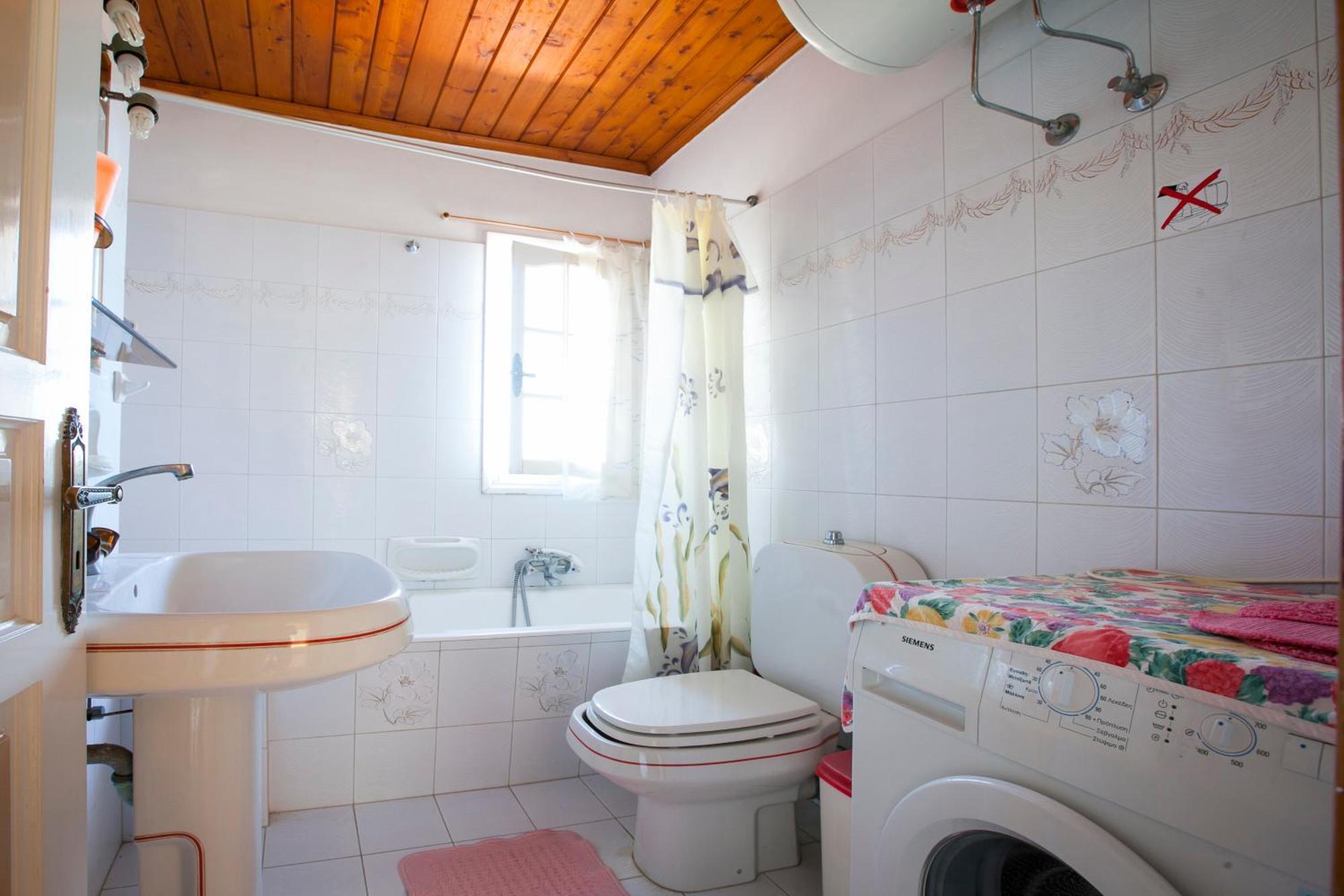 Tzivras Villa & Apartments Lassi  Bilik gambar