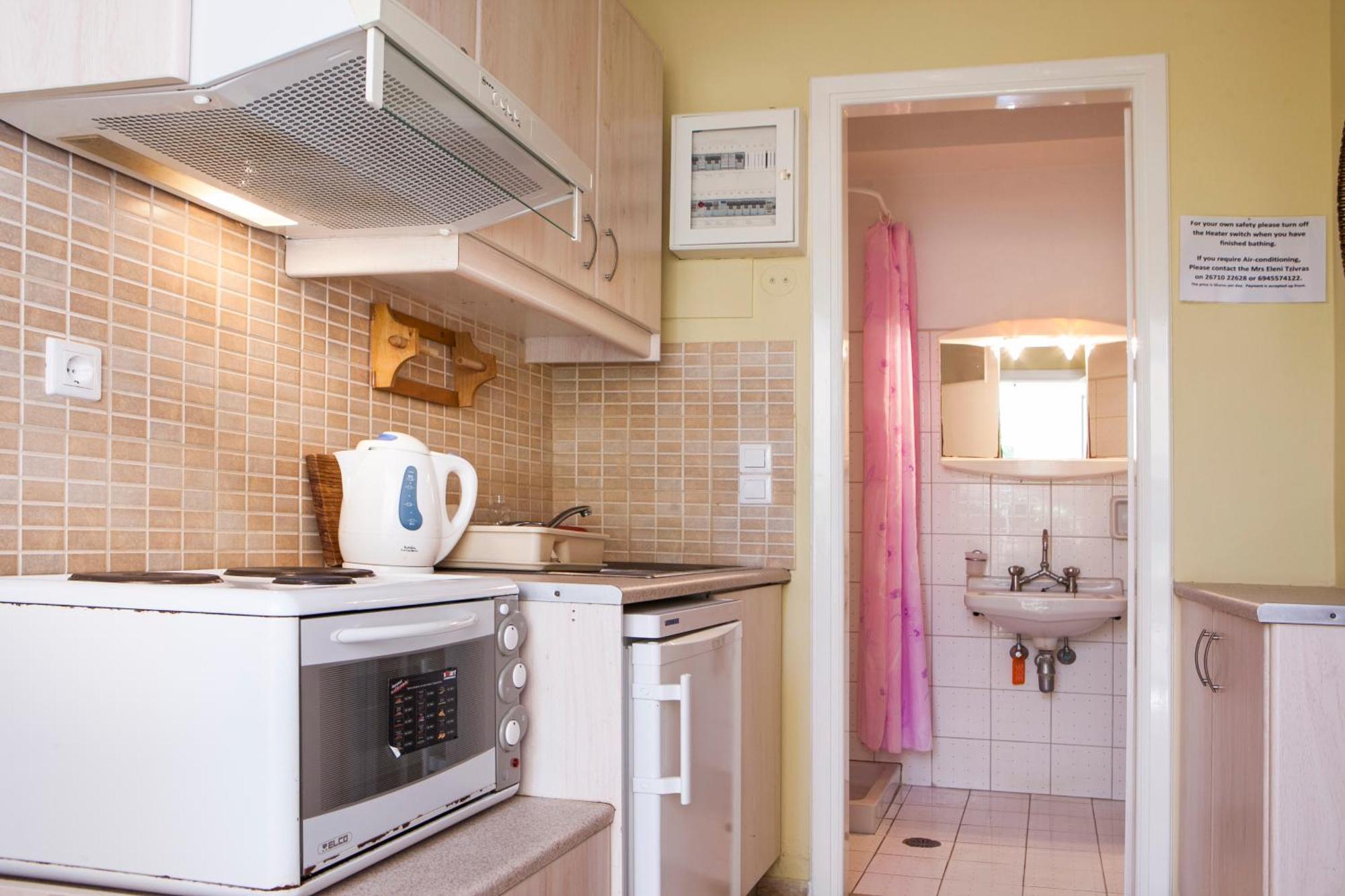 Tzivras Villa & Apartments Lassi  Bilik gambar